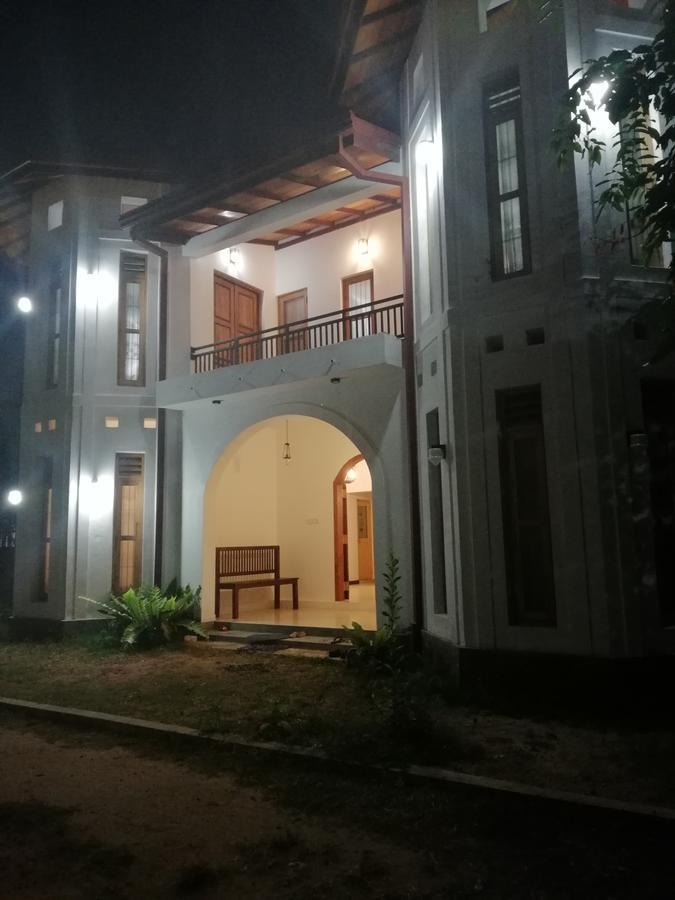 니곰보 Air Port 5 Minutes Super Clean Upul B&B 외부 사진