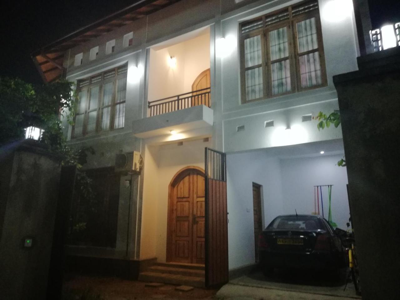 니곰보 Air Port 5 Minutes Super Clean Upul B&B 외부 사진