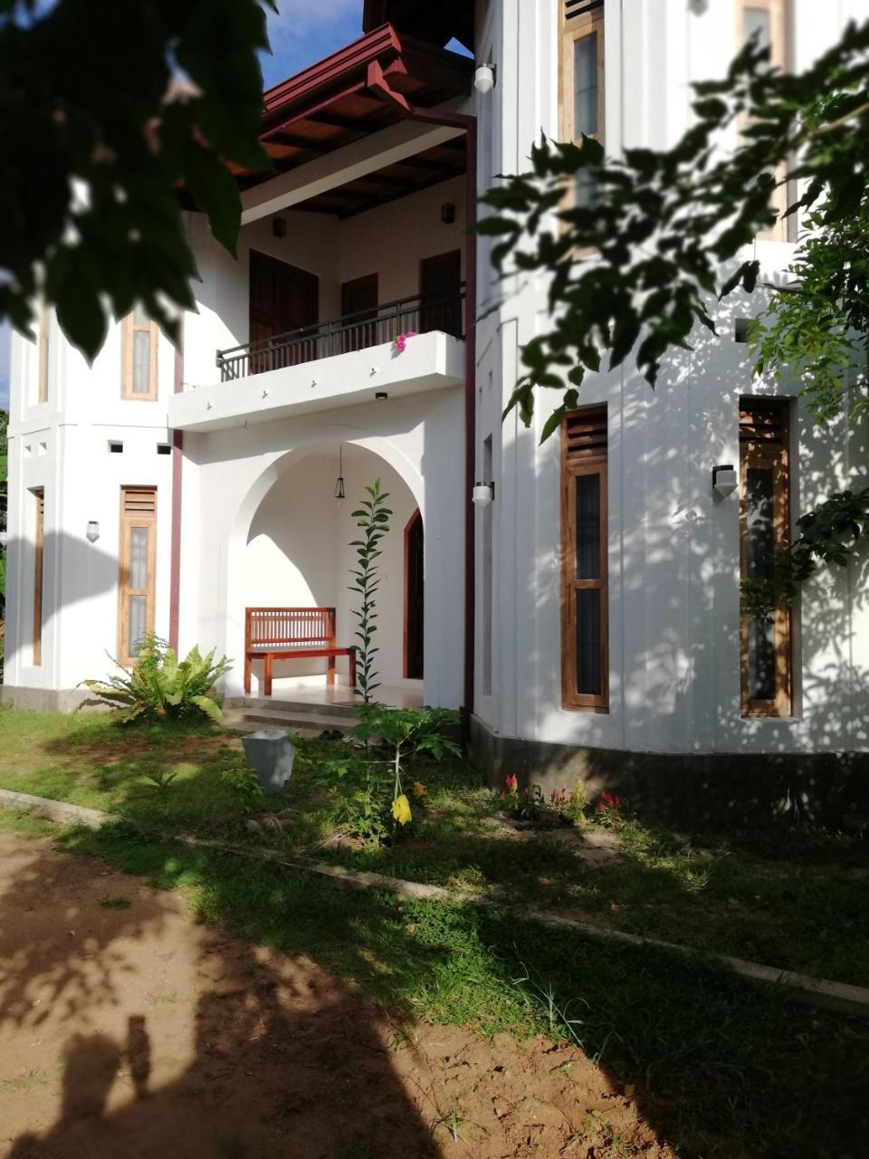 니곰보 Air Port 5 Minutes Super Clean Upul B&B 외부 사진